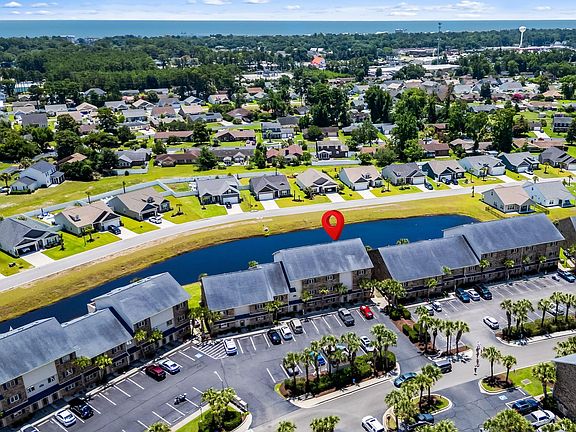 2nd image of 207 Double Eagle Dr. #E2