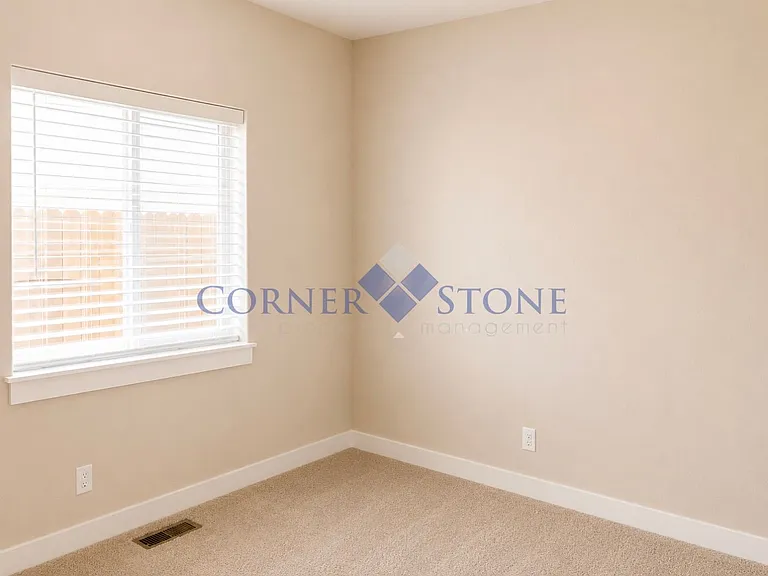346 E Producer Dr — Photo 14