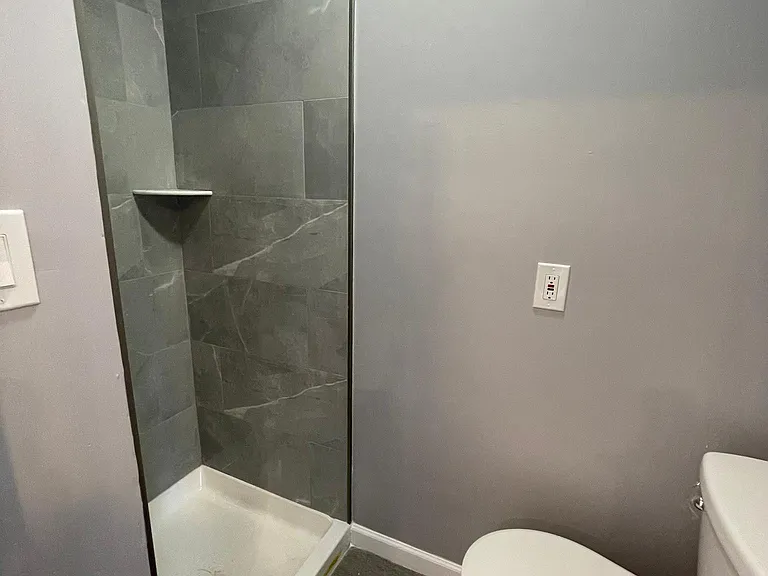 1010 Roselle St — Photo 3