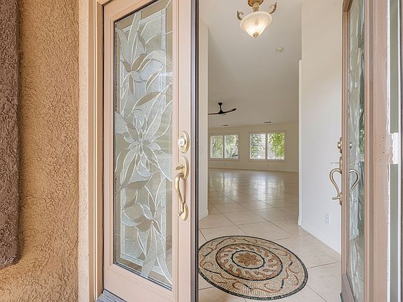 3rd image of 79940 Hancock Ct