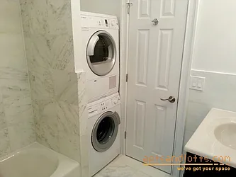 Rented by aptsandlofts.com