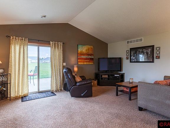 5th image of 117 Copper Village Cir