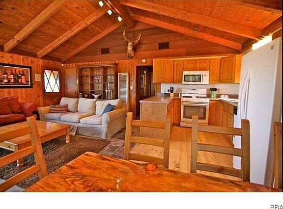 3rd image of 29201 Lakeview Dr