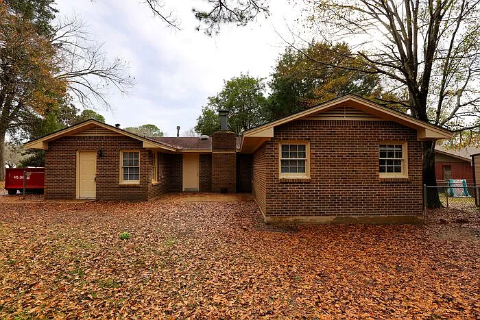 3591 Robert E Lee Dr — Photo 10