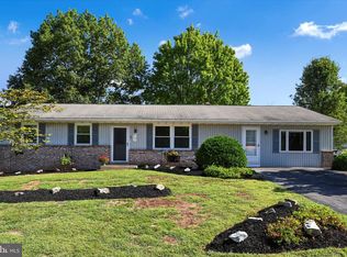 33 Stony Run Rd, Stevens, PA 17578