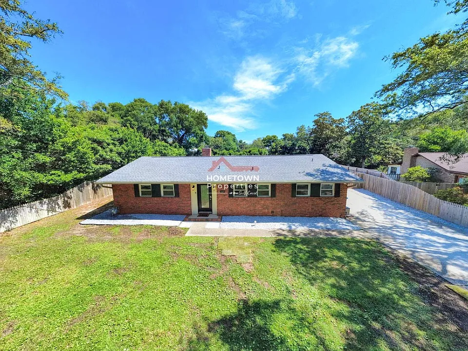 220 Cordoba St