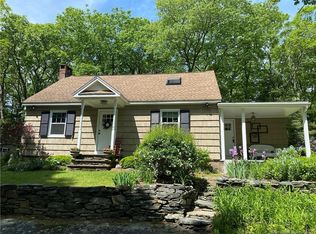 123 W Chippens Hill Rd, Burlington, CT 06013