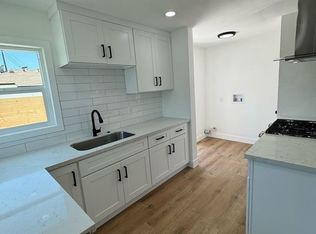 N Batavia St and 305-315 N Citrus St Apartments, Orange, CA 92868
