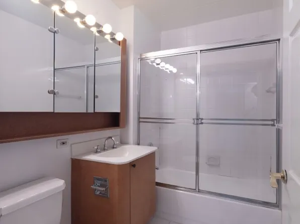 363 West 30th Street image 5 of 14