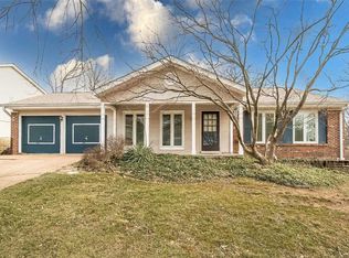910 Almond Hill Ct, Ballwin, MO