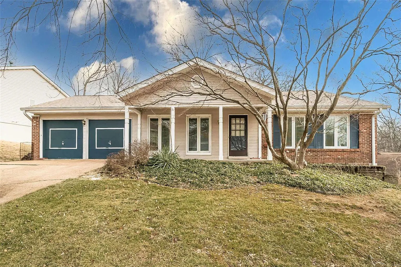 910 Almond Hill Ct photo 1