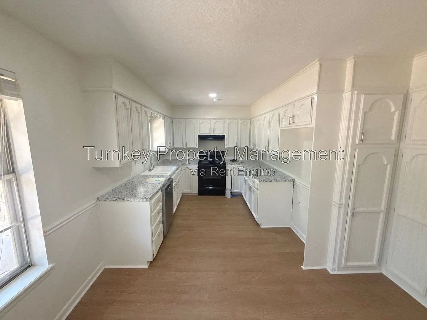 3 bed, 2.0 bath, 1694 sqft, $1,650 — Photo 2