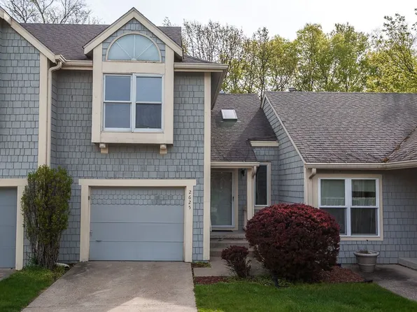 2625 82nd St, Urbandale, IA 50322
