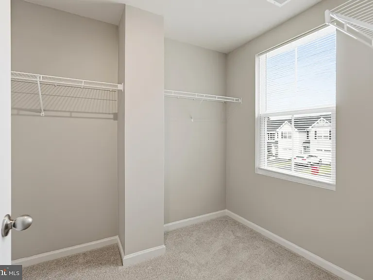 64 Dripping Spring Dr — Photo 12