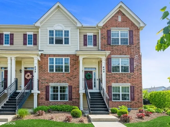 649 Hickory St, Mundelein, IL 60060