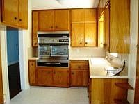 Kozy Kitchen with breakfast area