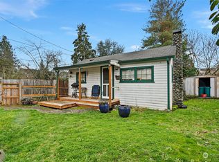 727 1/2 N 100th St, Seattle, WA 98133