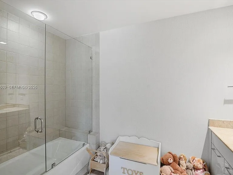 801 Brickell Key Blvd #409 — Photo 35