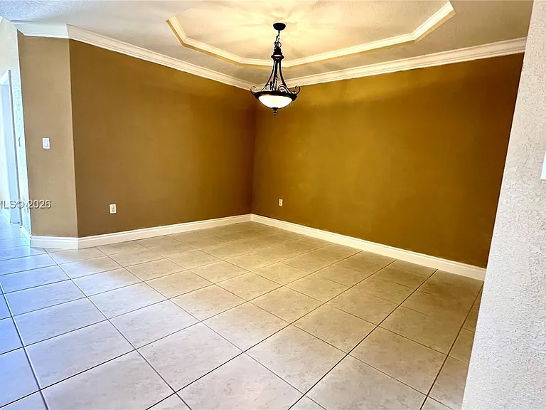 8102 SW 118th Pl #8102 — Photo 14
