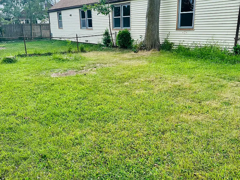 80 Thackeray Ct #76 — Photo 5