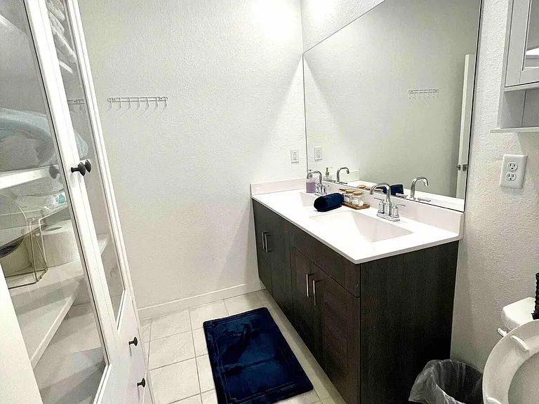 1773 SE 7th Ter — Photo 5