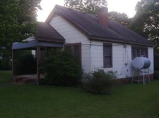 807 E 2nd Ave, Easley, SC 29640