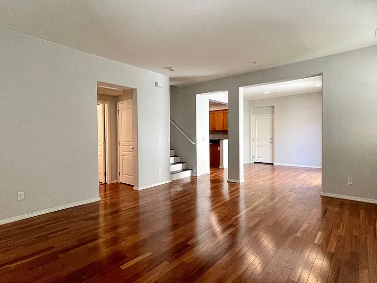 3591 Sacramento Dr #19 — Photo 3
