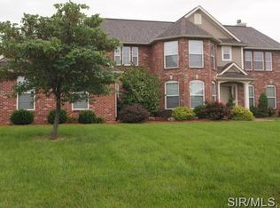 1537 Lyonshall Blvd, Swansea, IL 62226