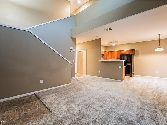 5th image of 10534 Midnight Gleam Ave