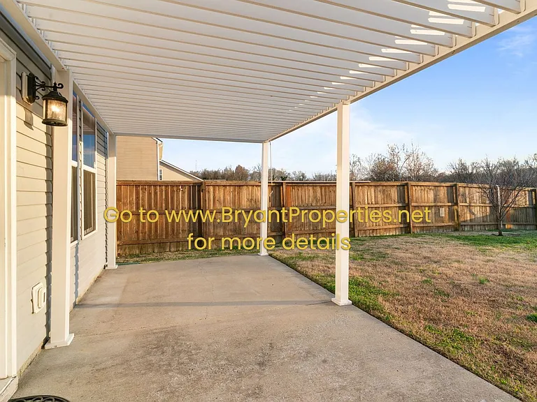 1801 Stonewater Dr — Photo 36