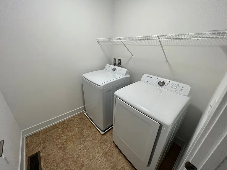 5016 Royal Ave — Photo 18