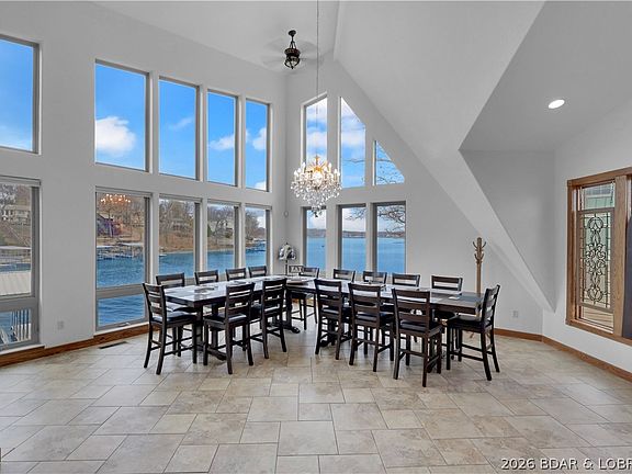 3rd image of 4467 Cove Rd