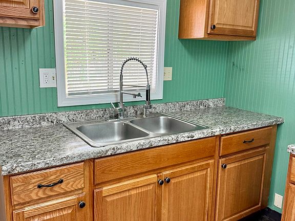 5th image of 401 Moxee Ave Unit 16