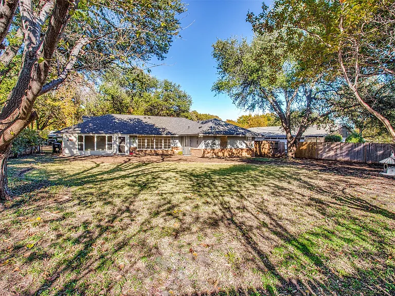 4117 Bilglade Rd — Photo 25