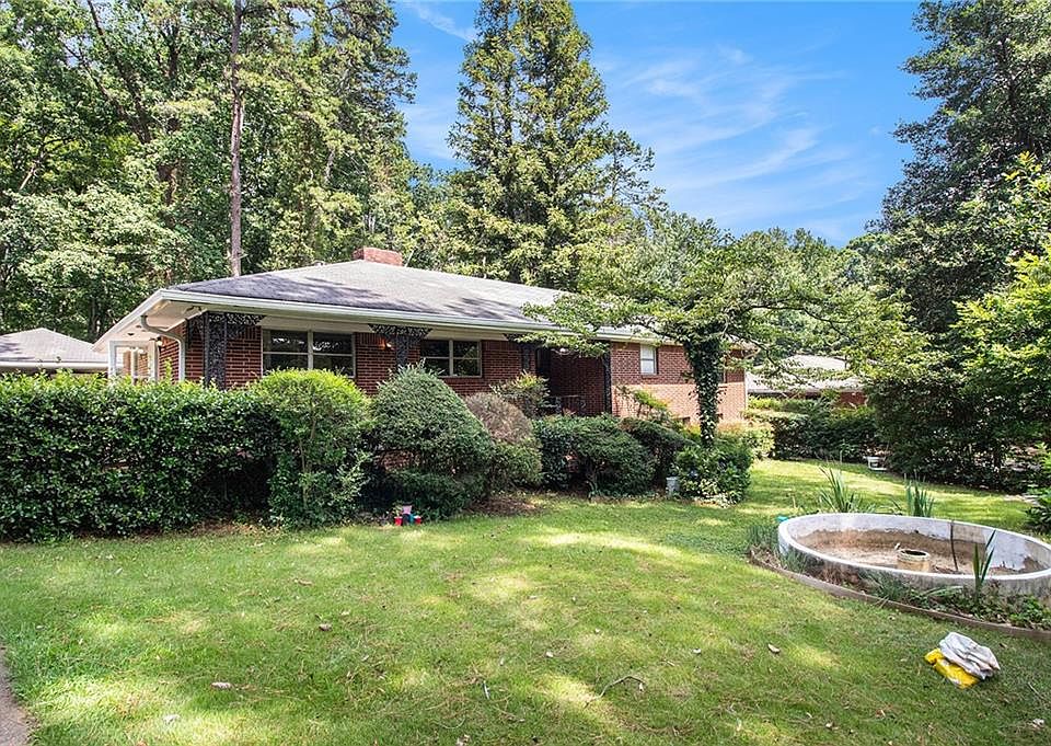 1st image of 418 Kenilworth Cir