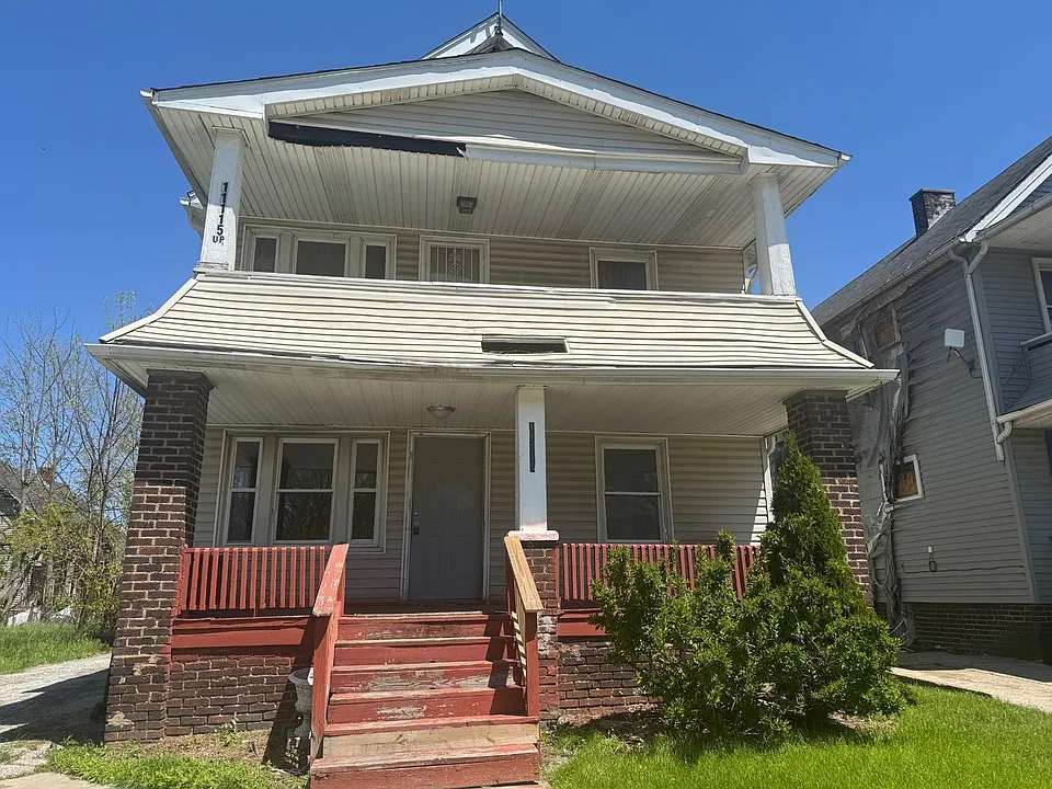 11115 Notre Dame Ave