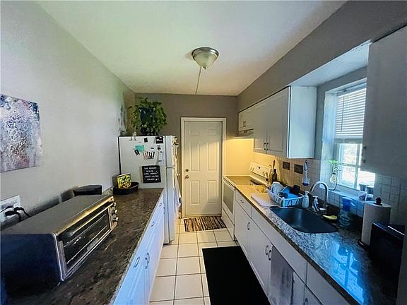 2nd image of 1337 NW 6th Ave