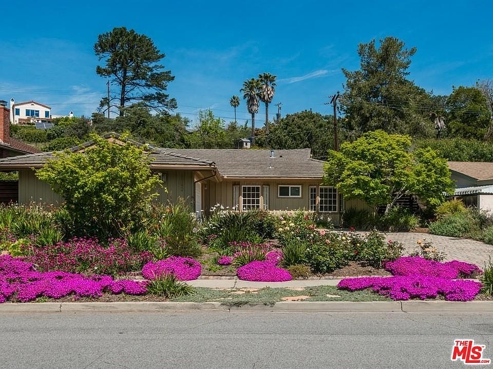 1st image of 1242 Portesuello Ave