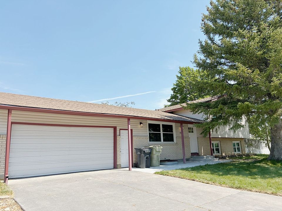 1st image of 2180 Westcliff Dr
