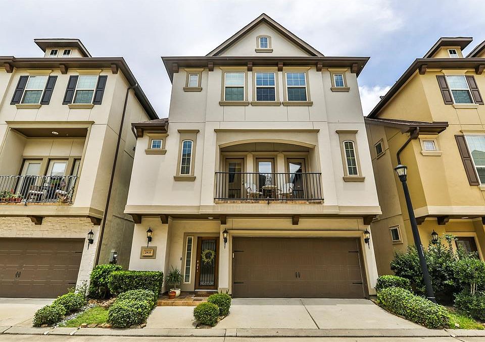 1st image of 2833 Kings Retreat Cir
