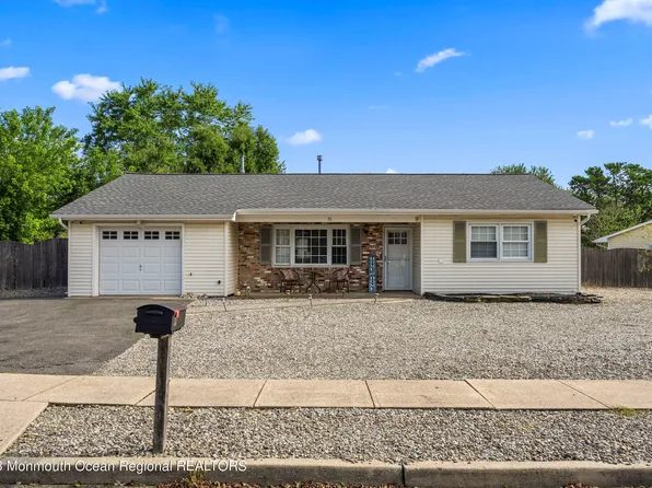 33 Tulsa Drive, Barnegat, NJ 08005