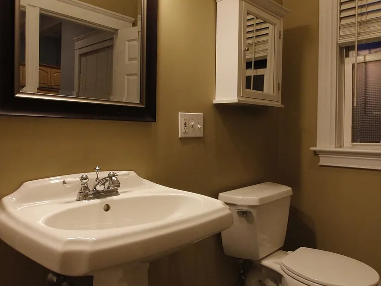 86 Mount Vernon St #1 — Photo 14