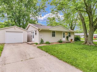 3310 Saratoga Dr, Champaign, IL 61821