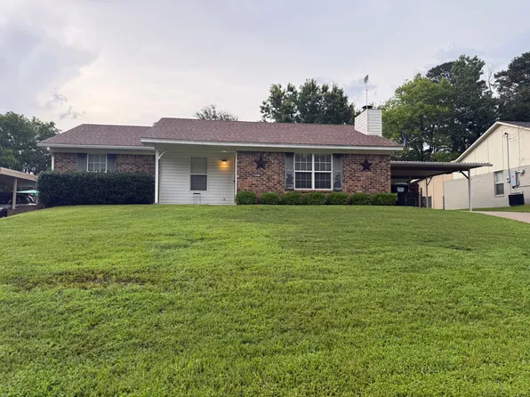 3710 Pratt Dr, Longview, TX 75604