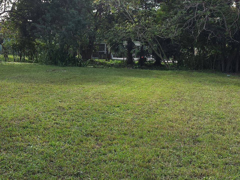 1st image of 2711 NW 18th Ter