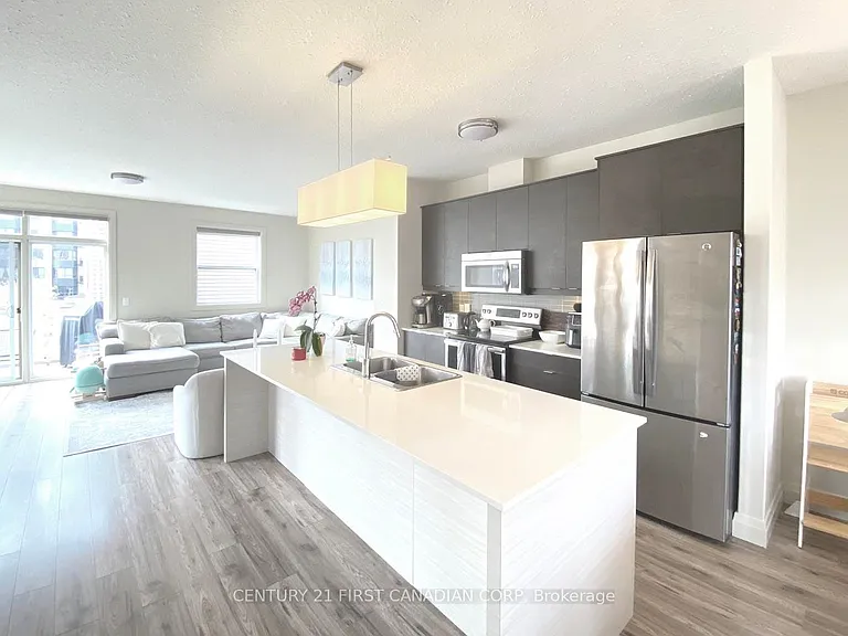 1040 Coronation Dr #71 — Photo 10
