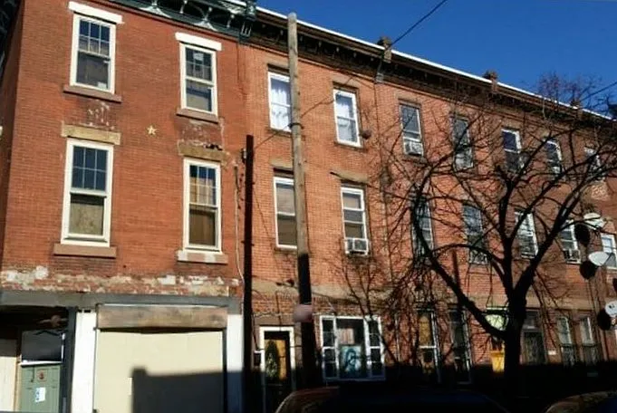 1541 Morris St photo 1