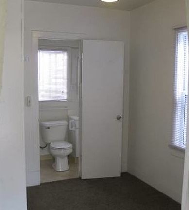 5th image of 5115 Voltaire St