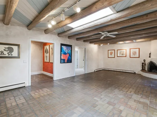 109 Calle Royale, Santa Fe, NM 87505