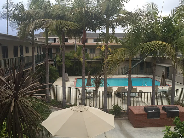 Seabreeze Apartments — Photo 20